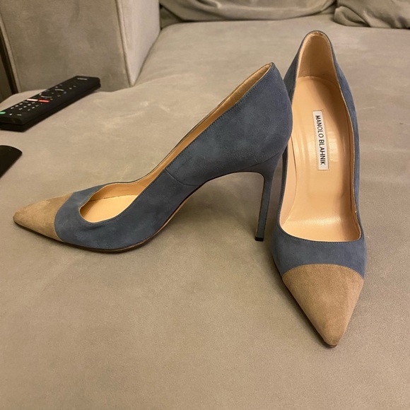 Manolo Blahnik beautiful suede heels. No box - Picture 6 of 6